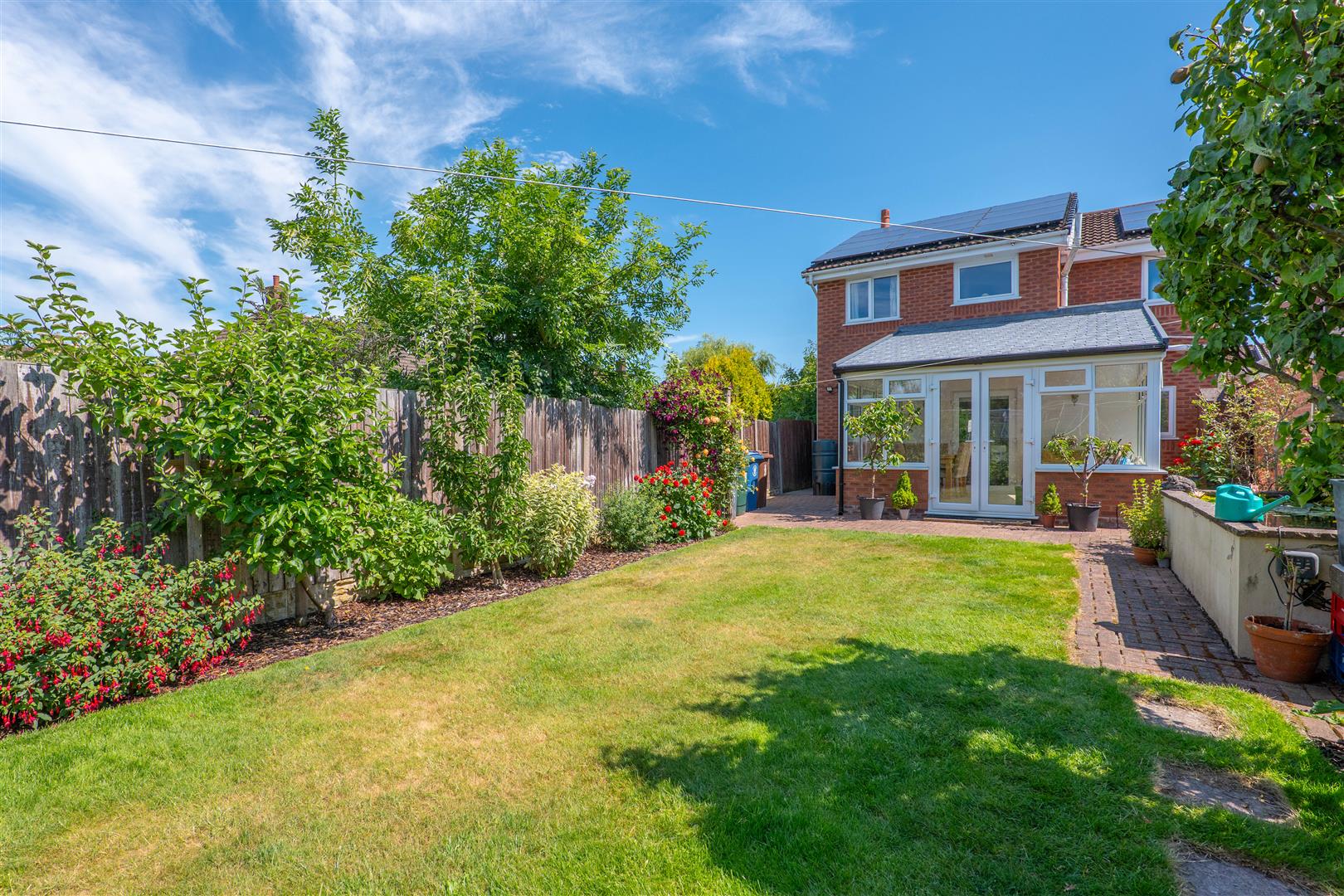 4 bed property in Hillcrest Close, Preston